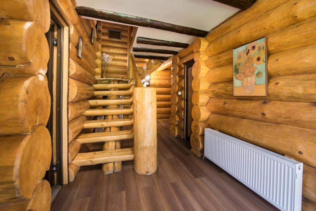 The Lodge Moieciu de Jos Exterior photo